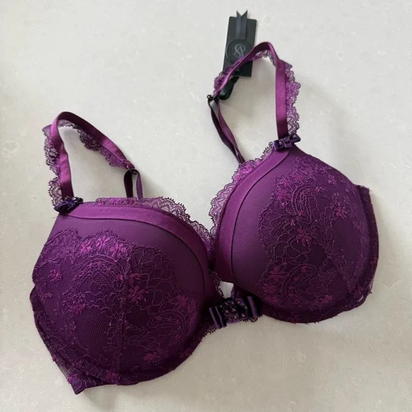 Victoria's Secret Designer Swarovski Crystal Bra & Panty Lingerie Set - Picture 12 of 15